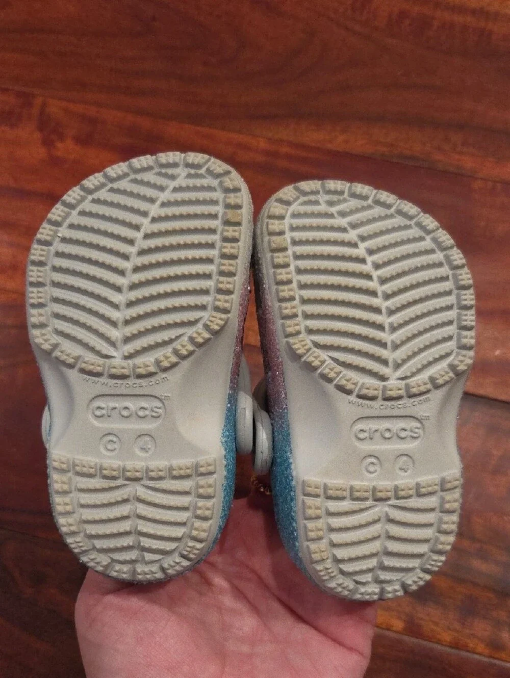 CROCS Kids Glitter Ombre Clog - Pink and Silver NWOT SIZE C4